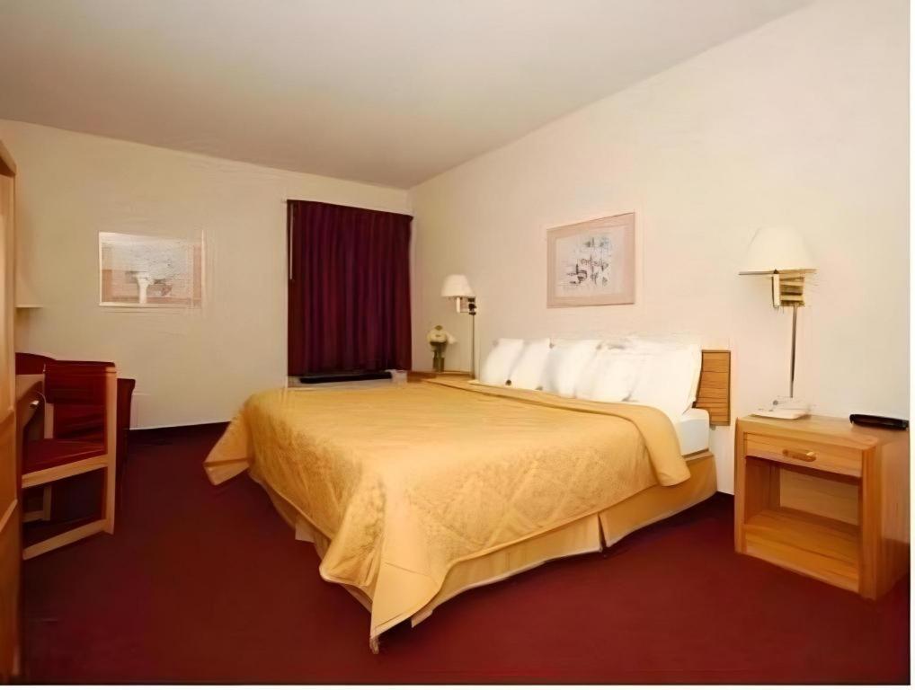 Quality Inn Waynesburg Esterno foto