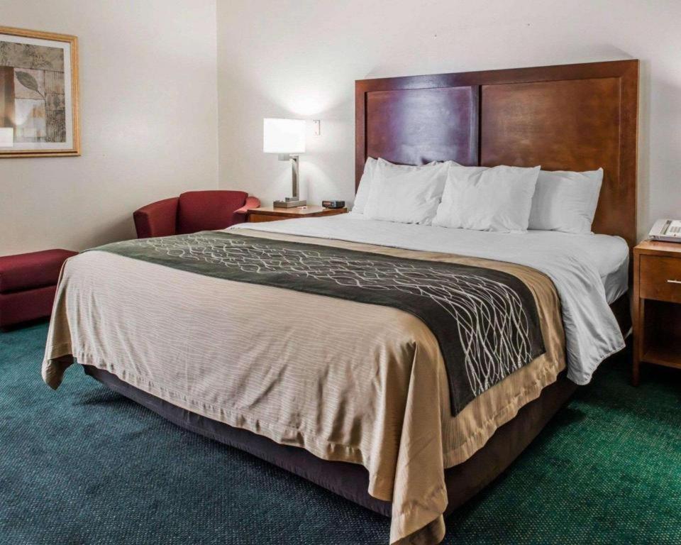Quality Inn Waynesburg Esterno foto