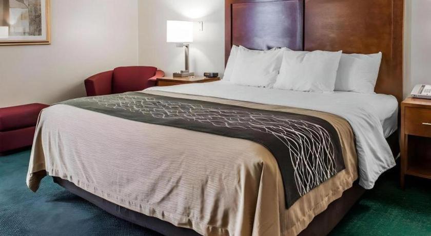 Quality Inn Waynesburg Esterno foto